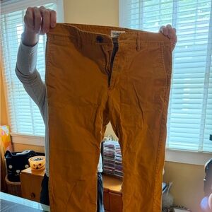 Men’s slim fit chinos